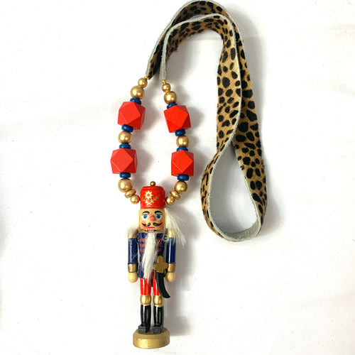 Nutcracker necklace Cheetah