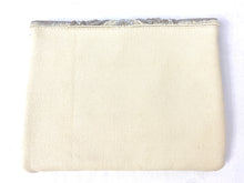 Load image into Gallery viewer, Ivory Beaded Fringe Clutch