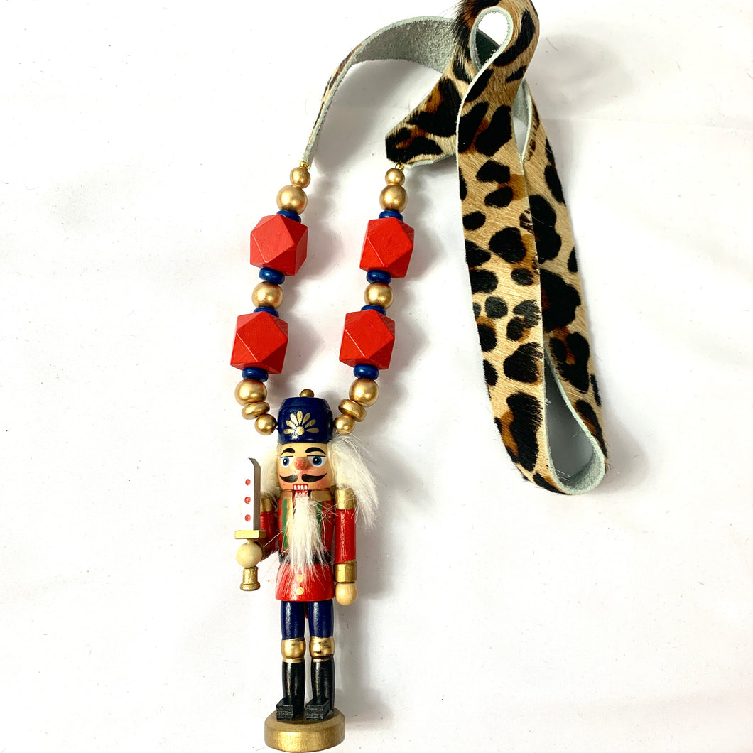 Nutcracker necklace Leopard